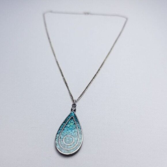 Vintage Blue Inlaid Stone Drop Shape Pendant, Silver Tone Setting and Chain - Picture 6 of 7